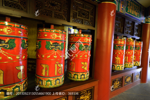 蓬萊三仙山的轉(zhuǎn)經(jīng)筒