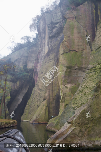紹興東湖,箬簣山麓