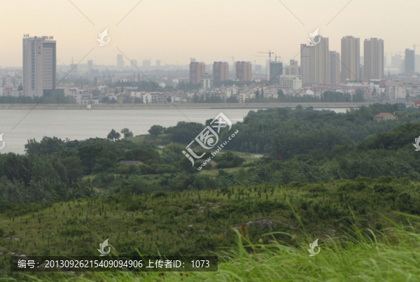滁州早晨,山川城市樓群