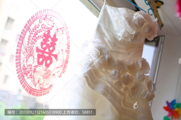 婚紗細節(jié)圖