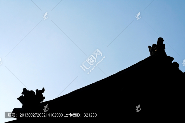古建屋脊
