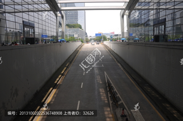 車庫出入口