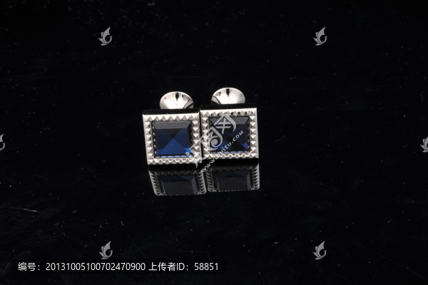 高檔紐扣