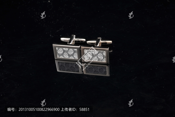 高檔紐扣
