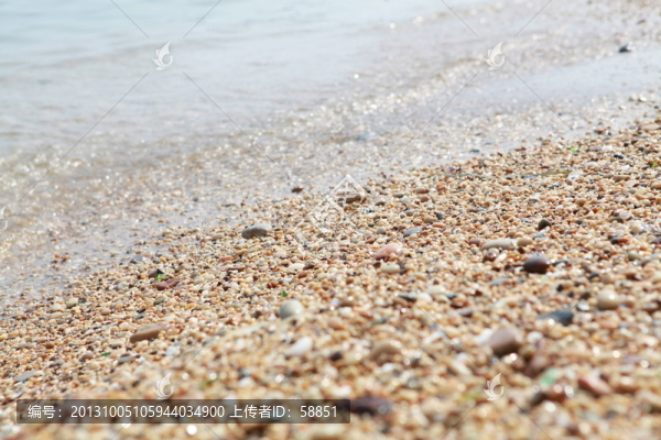 海邊鵝卵石