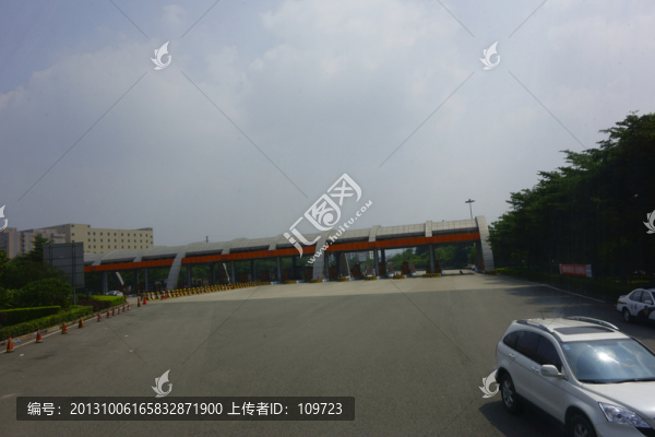 高速公路收費(fèi)站