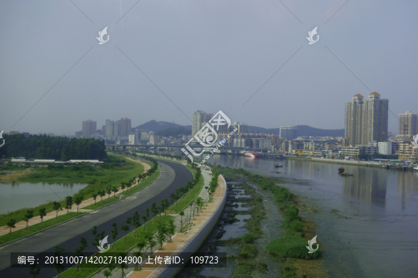 沿江高速公路