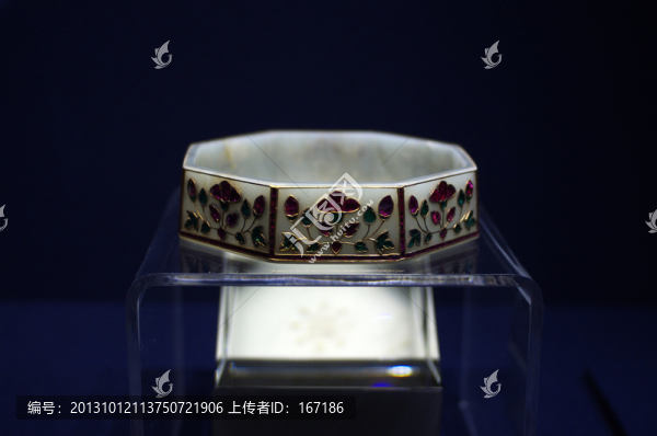 鑲寶八角盒