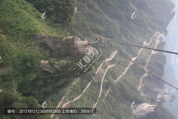 張家界天門山盤山公路