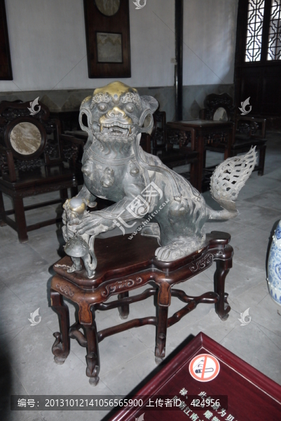 蘇州獅子林燕譽堂內(nèi)石獅擺件