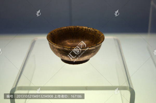 絞胎陶碗