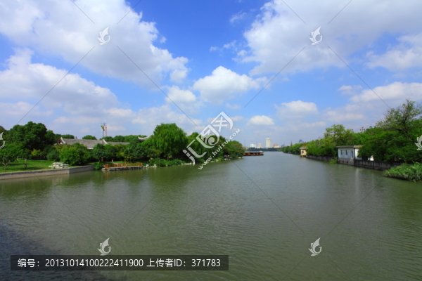 陽光下的大運河
