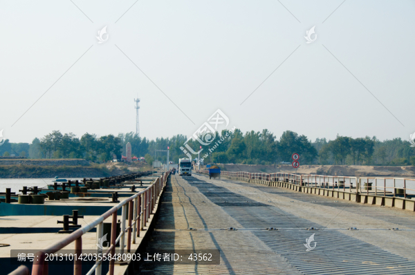 黃河浮橋