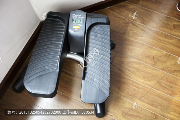健身器材