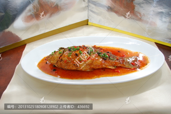 家常燜鯽魚