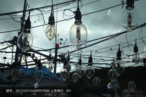 水下捕魚燈