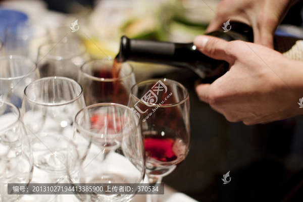 高腳杯,酒杯,時(shí)尚餐飲,玻璃杯