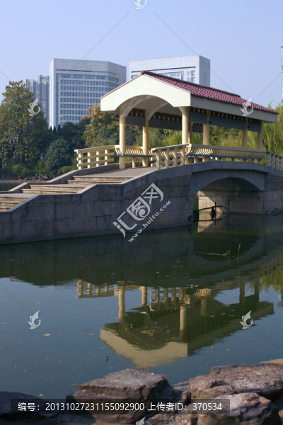 曲陽(yáng)公園,園林,休閑場(chǎng)所,橋梁