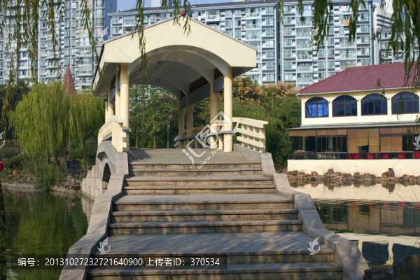 曲陽(yáng)公園,園林,休閑場(chǎng)所,拱橋