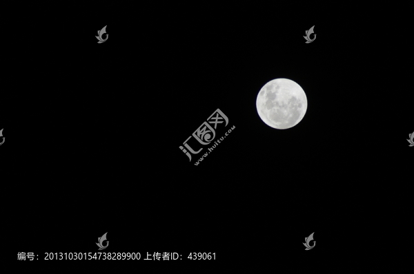 月亮
