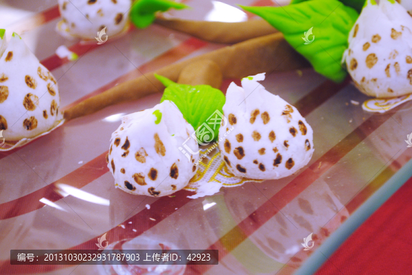 添丁茨菇酥