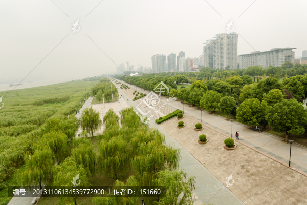 武漢江灘公園