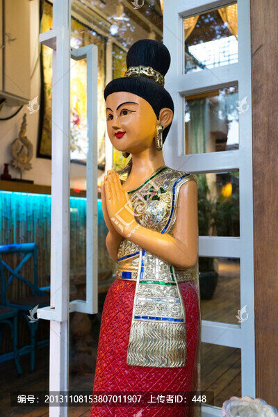 泰國女人像