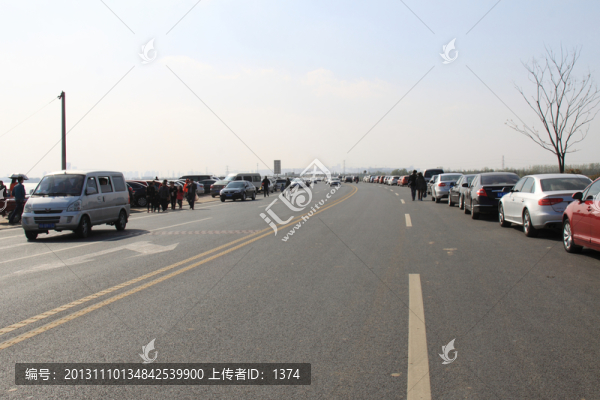 開車到濕地公園