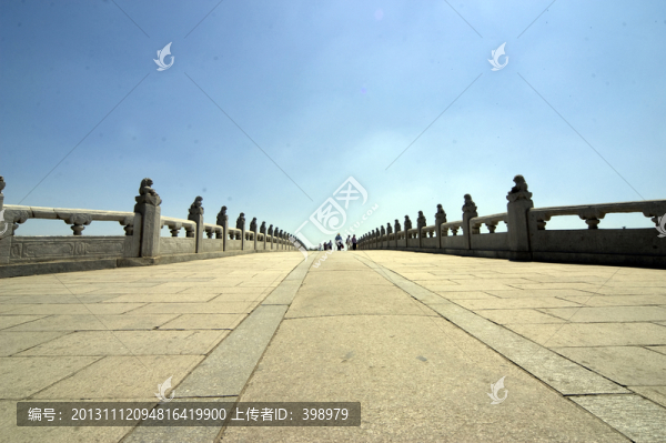 北京頤和園十七孔橋