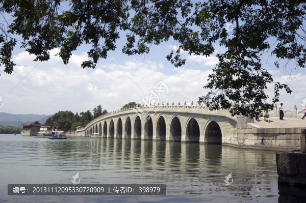 北京頤和園十七孔橋