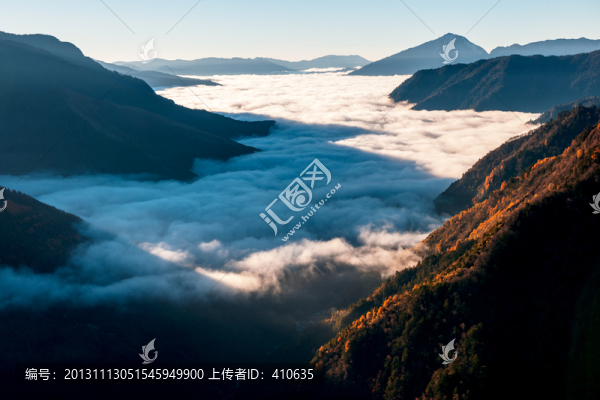 山谷,云海