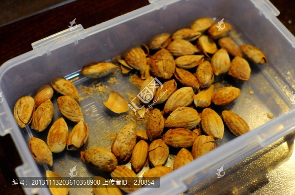 碧根果,炒貨