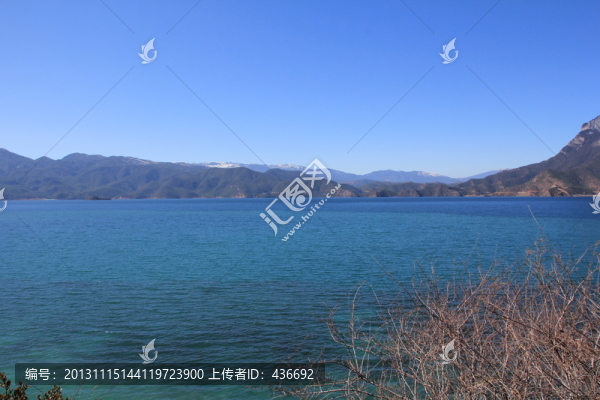 湖泊