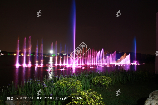 噴泉夜景