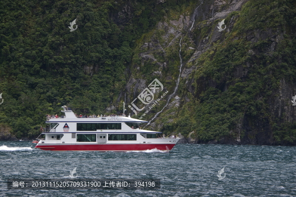 新西蘭南島米爾福德峽灣游船