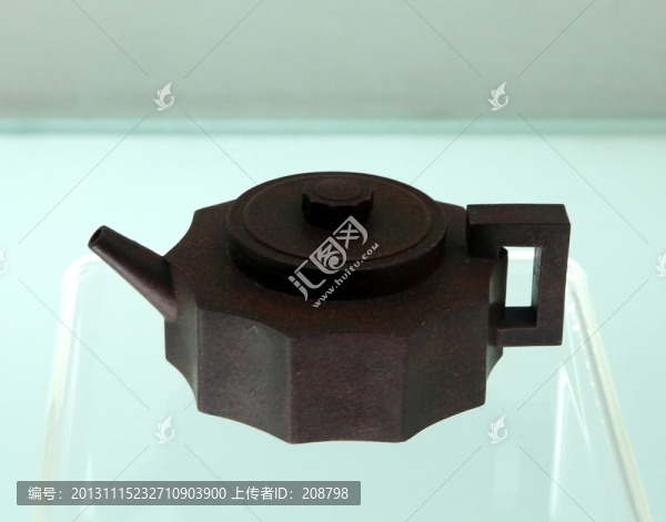 明,徐友泉款瓦棱壺