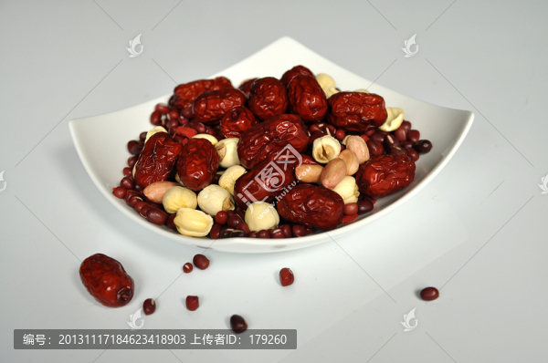 紅棗,蓮子,花生,紅豆