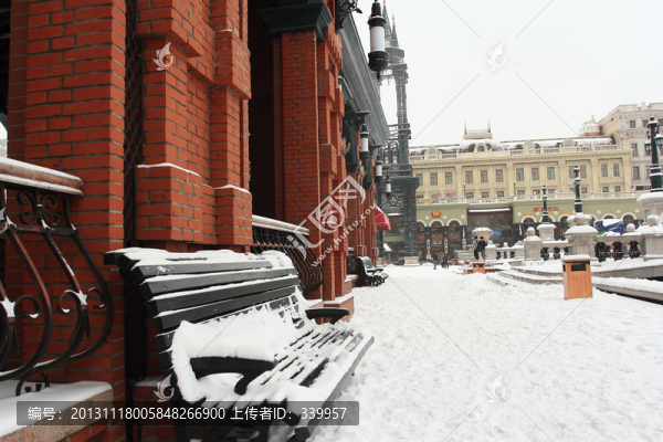 城市雪景