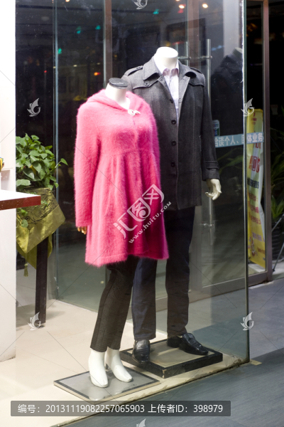 服裝專賣店櫥窗