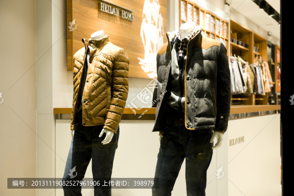 服裝專賣店櫥窗