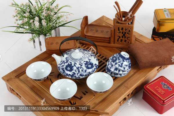 青花茶具