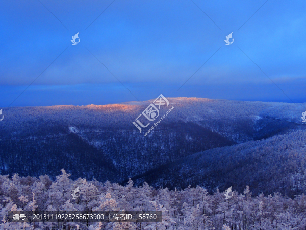 雪嶺夕照