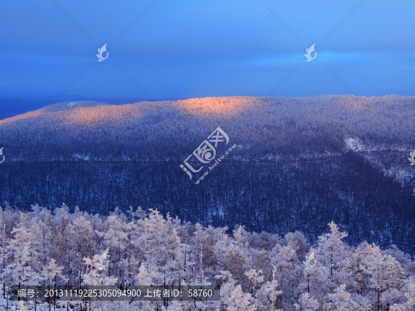 雪嶺夕照