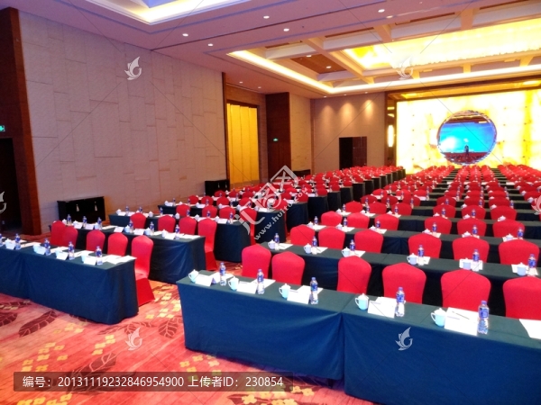 大型會(huì)議室內(nèi)景,酒店會(huì)議室