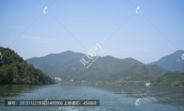 富春江