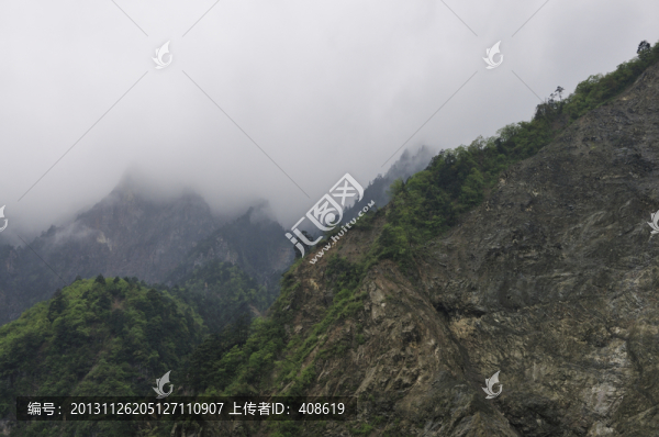 九峰山山體滑坡