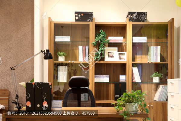 原木書柜