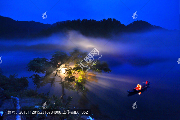夜色漁火