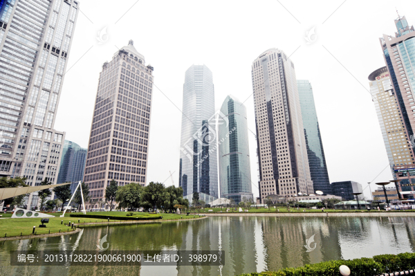 上海浦東現(xiàn)代建筑