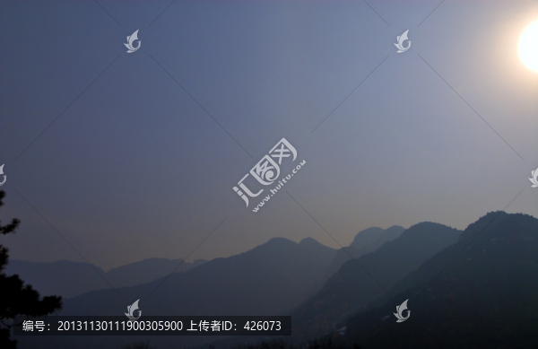 層巒疊嶂